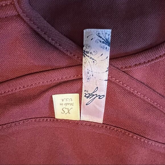 3 for $30! Alya long sleeve tee - Picture 4 of 9